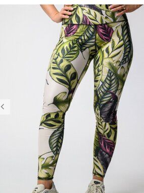 Yoga Democracy Leaf it to me Leggings